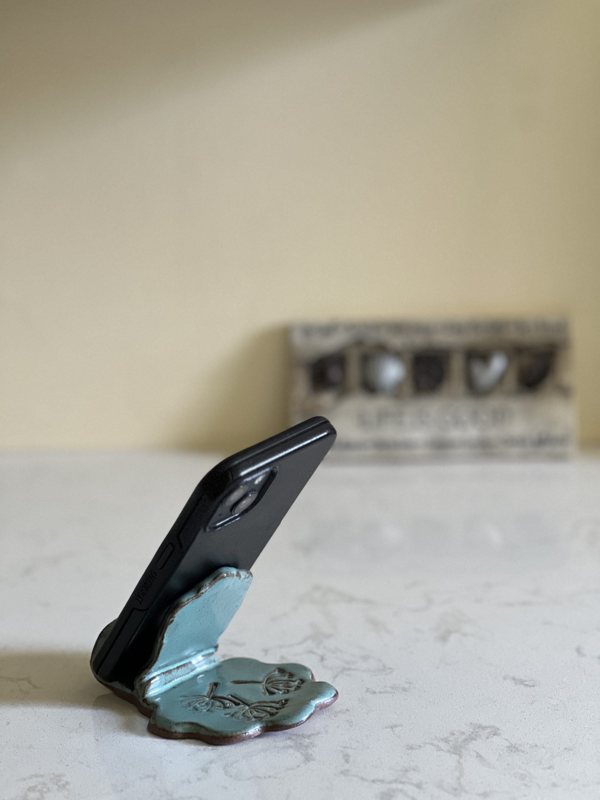 Dragonfly Clay Creations, Pottery Studio, Cornwall, Ontario, Pottery Stoneware, Cell Phone Holder