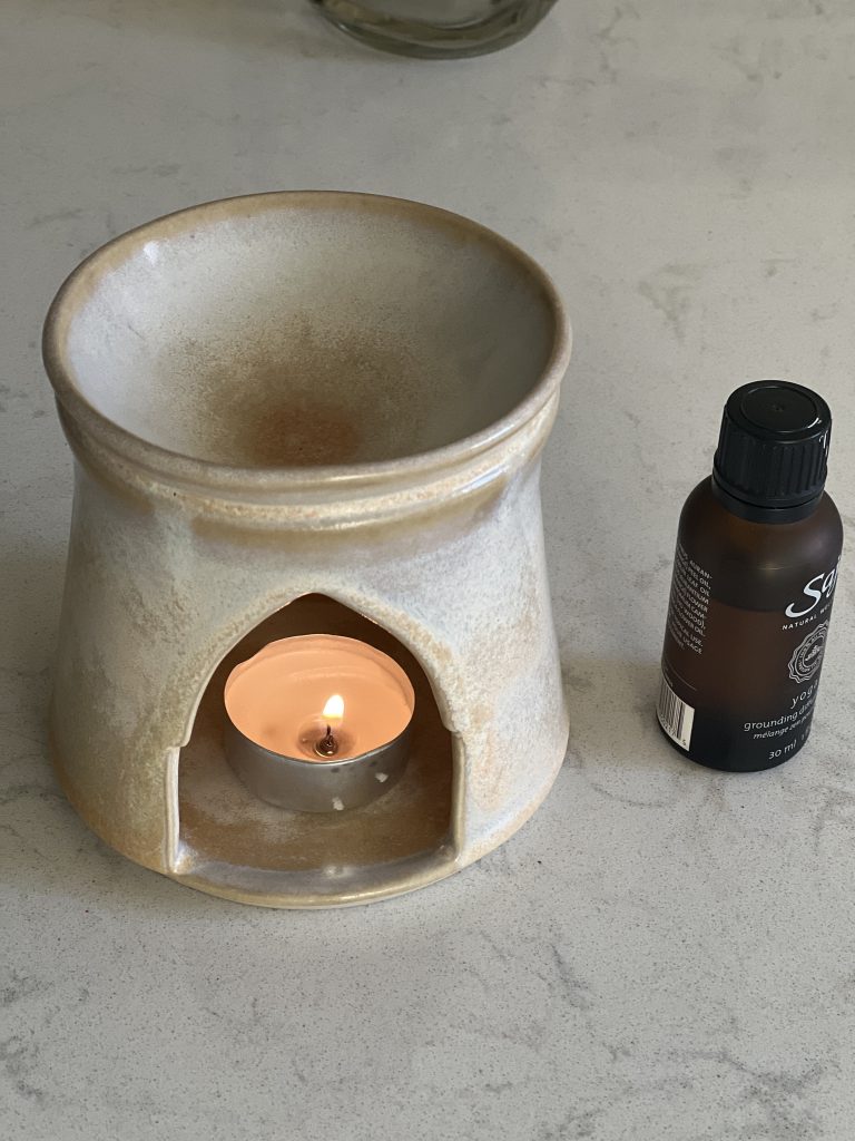 Dragonfly Clay Creations, Pottery Studio, Cornwall, Ontario, Pottery Stoneware, Essential Oil Burner, Incense Burner